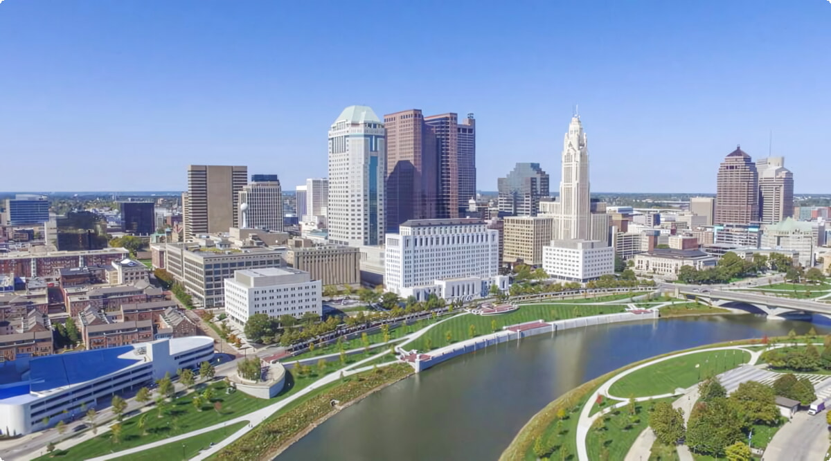 Nuestros servicios de alquiler de coches ofrecen una diversa selección de vehículos en Colón.